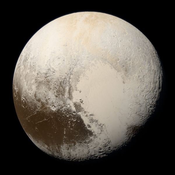 Что скрывает «обратная» сторона Плутона?