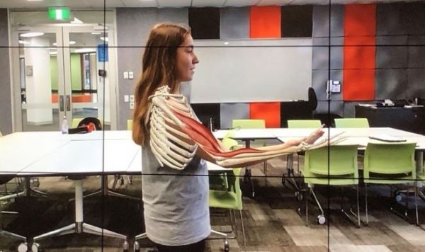 Австралийский университет заменяет учебники гарнитурами виртуальной реальности
