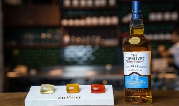 Старинный шотландский бренд Glenlivet выпустил виски в виде съедобных капсул
